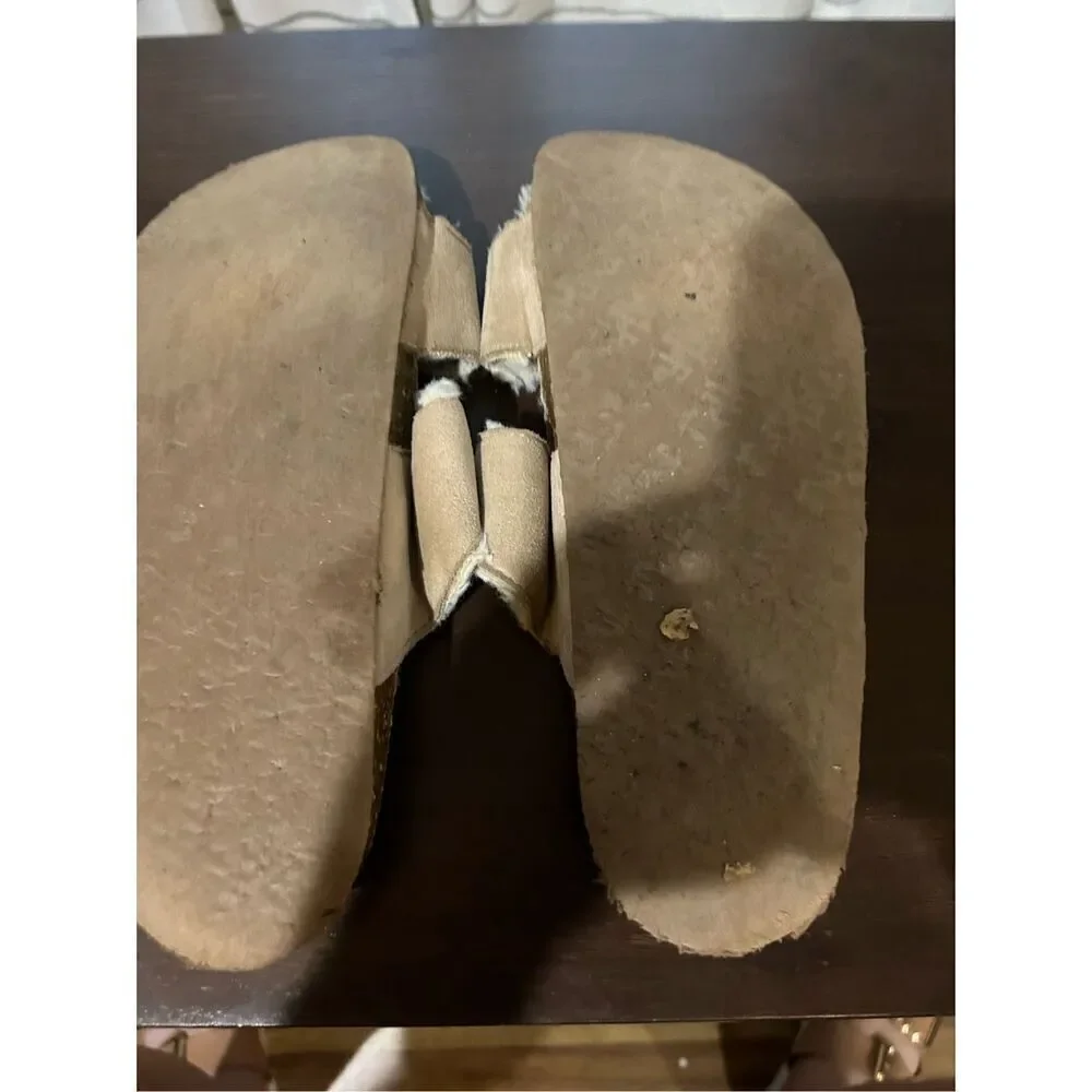 Fleece Open Toe Sandals Size 9.5